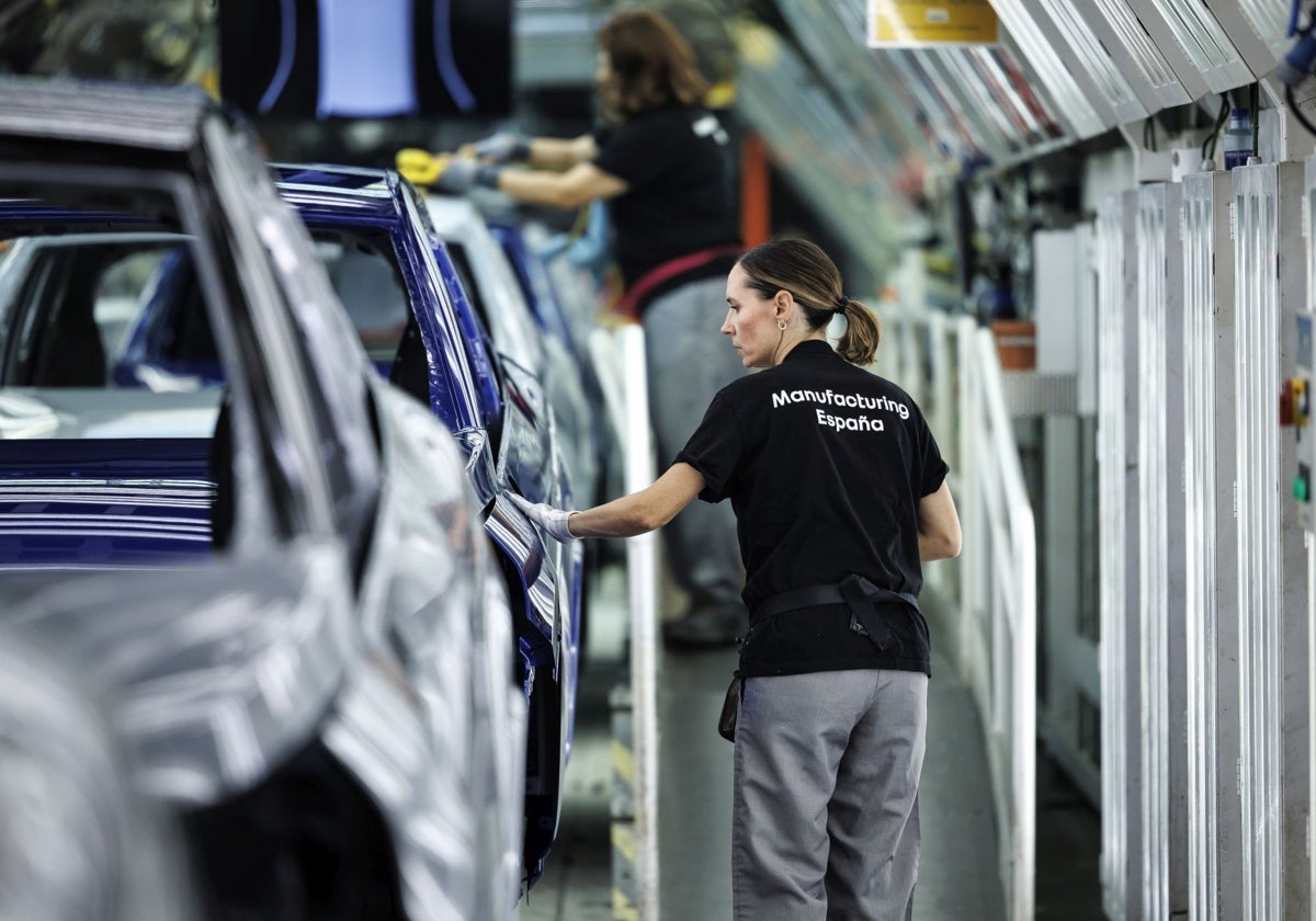 Las factorías de Valladolid y Palencia son el Polo Híbrido de Renault Group a nivel mundial