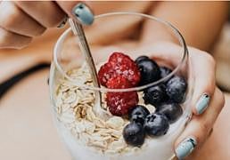 Con qué alimentos tienes que mezclar la avena para ganar masa muscular a los 50