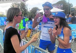 La historia de amistad entre una atleta eslovaca y la periodista que no pudo pagar su comida