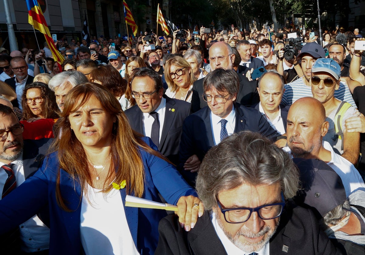 Carles Puigdemont en el acto del pasado jueves en Barcelona antes de su huida