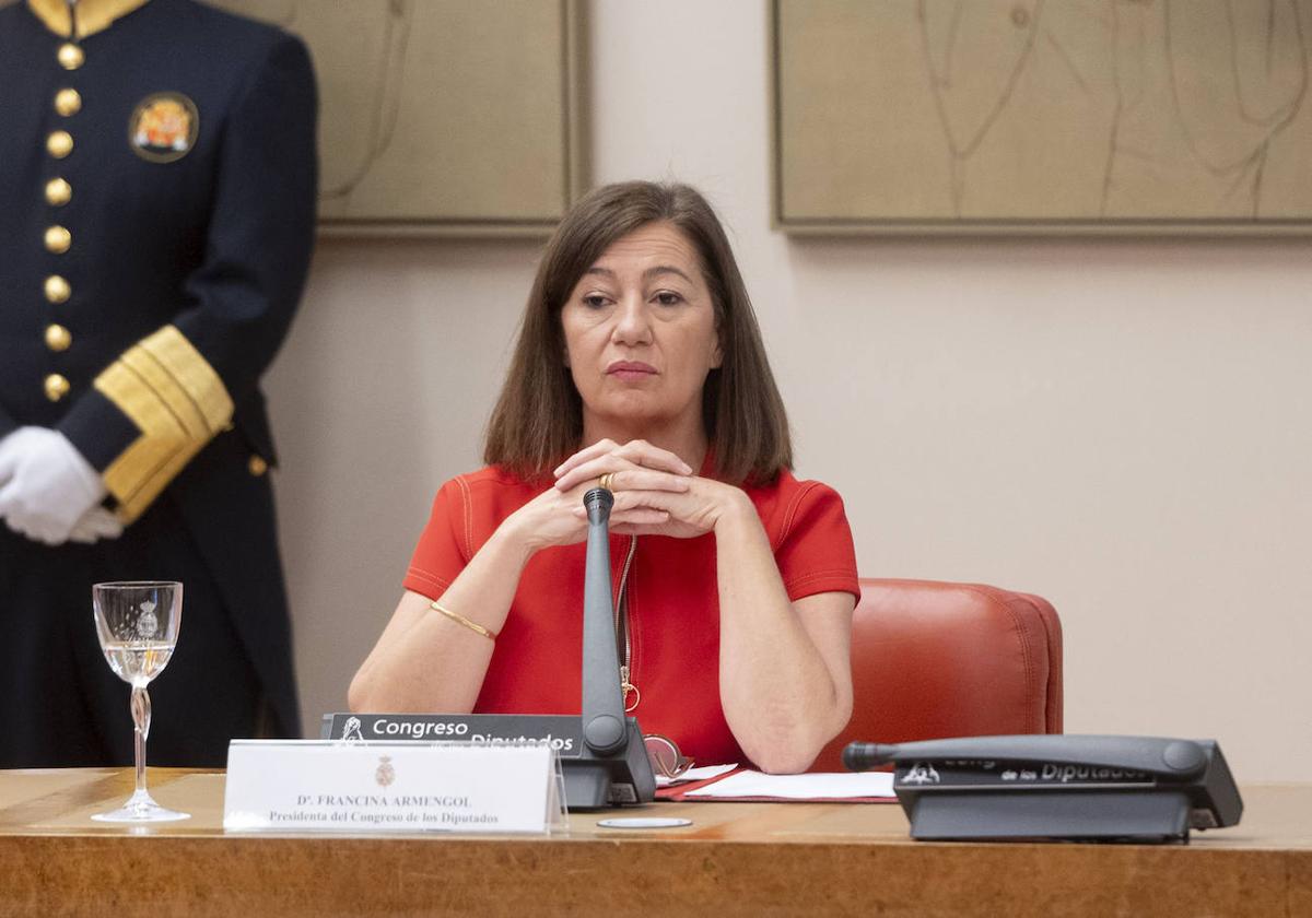 La presidenta del Congreso, Francina Armengol, durante el acto de entrega del 'Premio 15 de junio' en el Congreso de los Diputados.