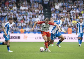 El Oviedo amarga en Riazor el regreso del Deportivo a Segunda