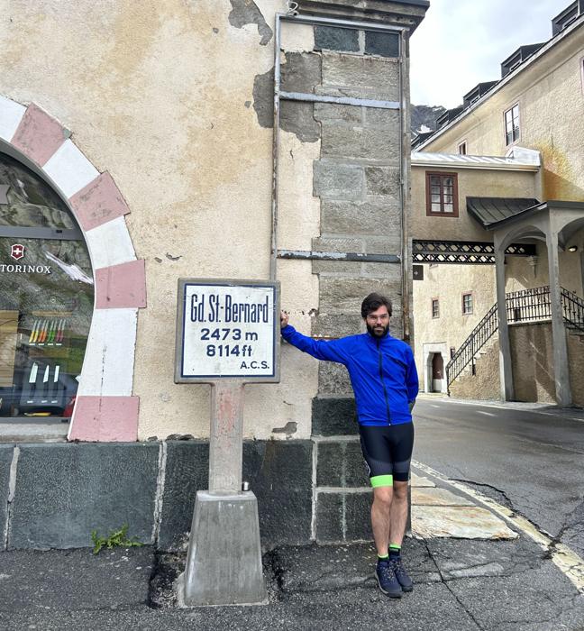 La frontera suizo-italiana del Gran San Bernardo, antes de iniciar la etapa