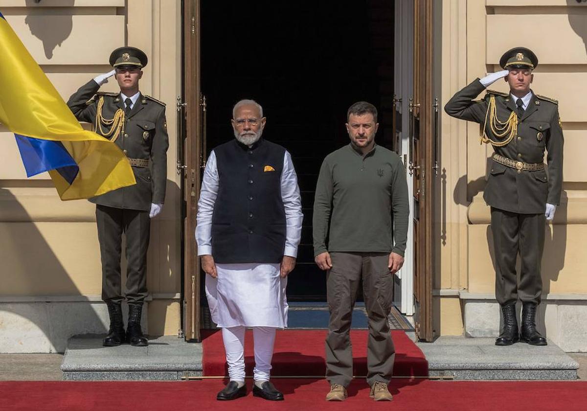 Narendra Modi y Volodímir Zelenski, este viernes en Kiev.