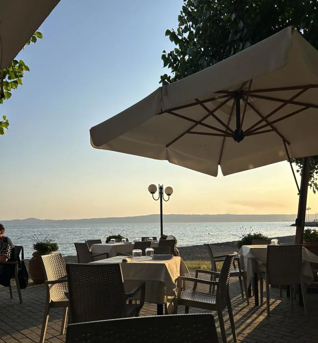 Lago di Bolsena al atardecer.