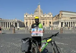 Final de la peregrinación ante la Plaza de San Pedro del Vaticano.