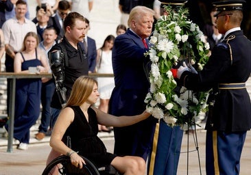 Acusan a Trump de dar uso electoral al cementerio de Arlington