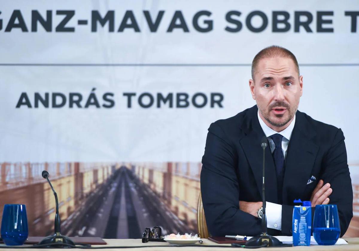 El consejero delegado de Magyar Vagon, Andras Tombor.