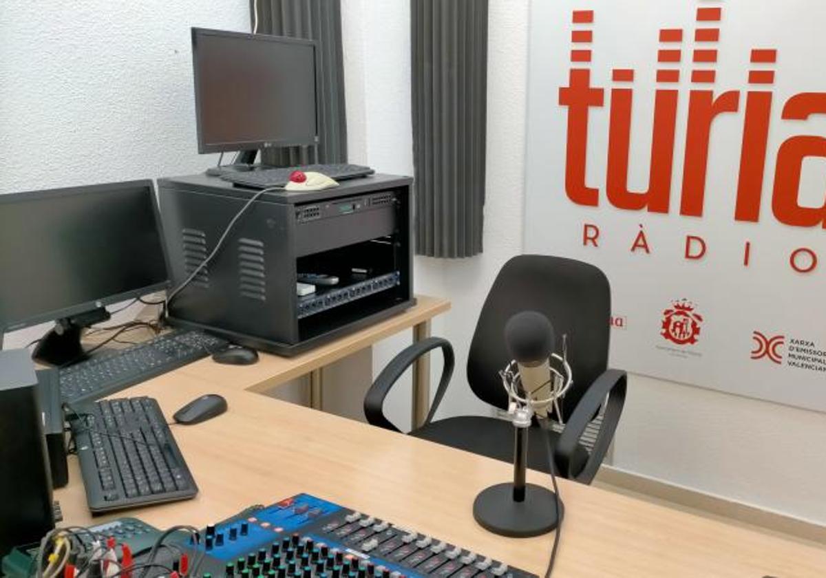 Estudio de radio municipal