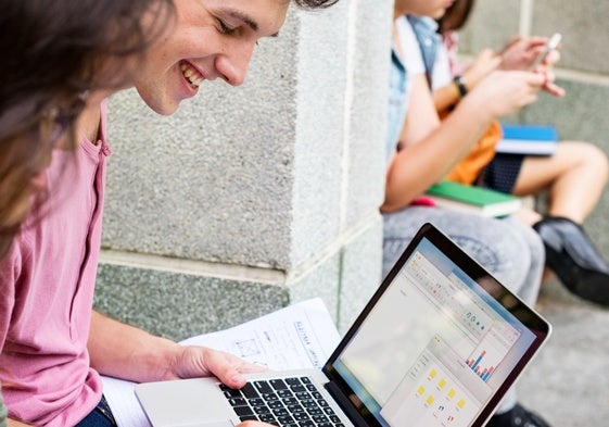 Vuelta al cole: los mejores portátiles para estudiantes