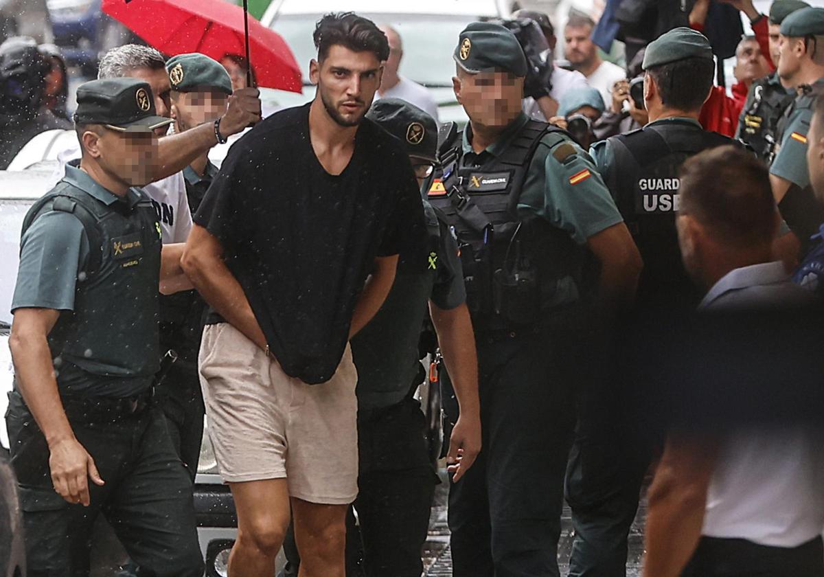 Rafa Mir pasa a disposición judicial tras dos días detenido por una presunta agresión sexual.