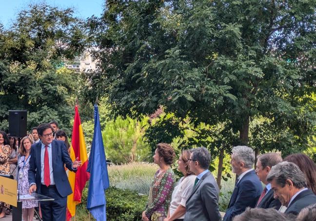 Óscar López durante el acto de posesión de la cartera de Transformación Digital.