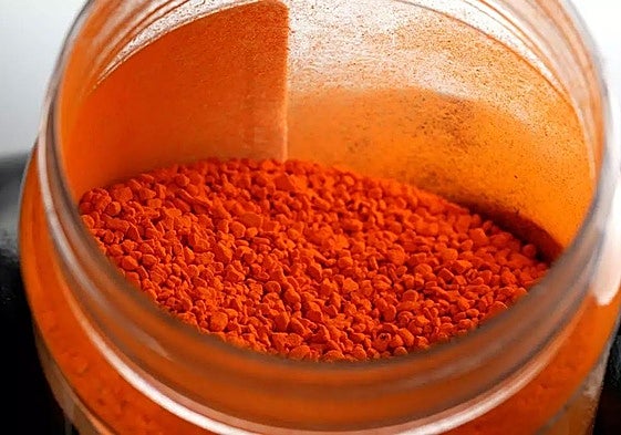 Colorante alimentario como el utilizado en algunos aperitivos.