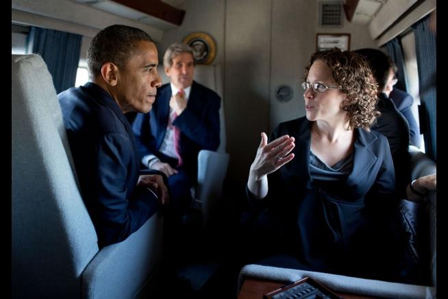 Karen Dunn, con Barack Obama y John Kerry en 2012.