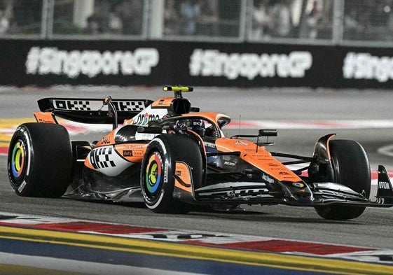 Lando Norris, durante los entrenamientos de este viernes en Singapur.