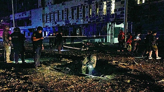 Zelenski lamenta que Occidente no le autorice a usar armas de largo alcance contra Rusia