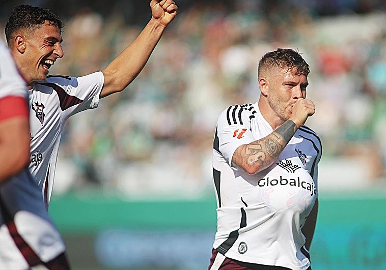 El Albacete golea en A Malata a un Racing de Ferrol que sigue sin ganar