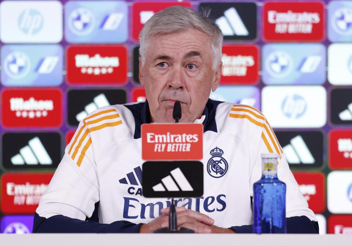 Carlo Ancelotti, en la rueda de prensa previa al partido con el Atlético de Madrid