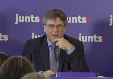 Puigdemont renuncia a ser el jefe de la oposición en el Parlament