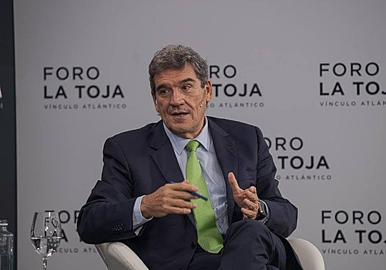 El gobernador del Banco de España, José Luis Escrivá, hoy en el Foro La Toja.