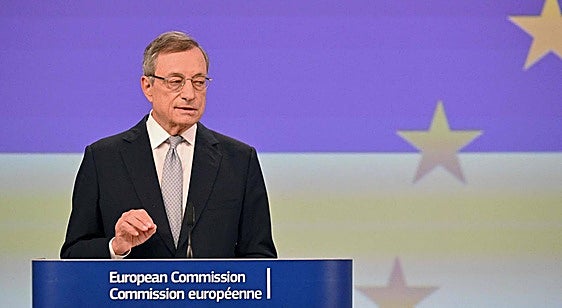 Europa urge a impulsar la integración bancaria para competir con Estados Unidos y China