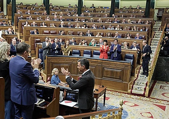 Directo | Tellado exhibe contra el Gobierno las fotos de los cargos socialistas asesinados por ETA