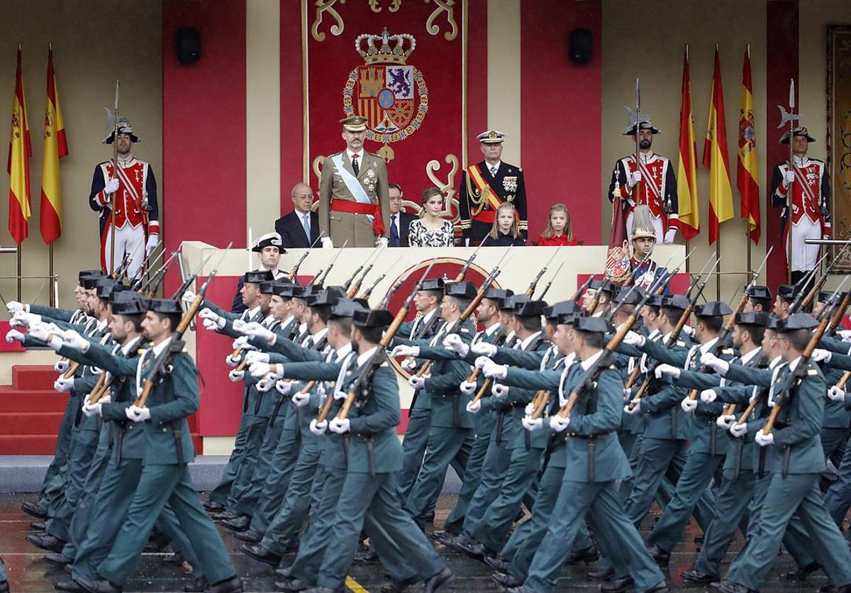 Una unidad de la Guardia Civil durante un desfile del 12-O.