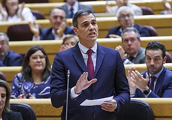 El presidente del Gobierno comparece en un pleno del Senado