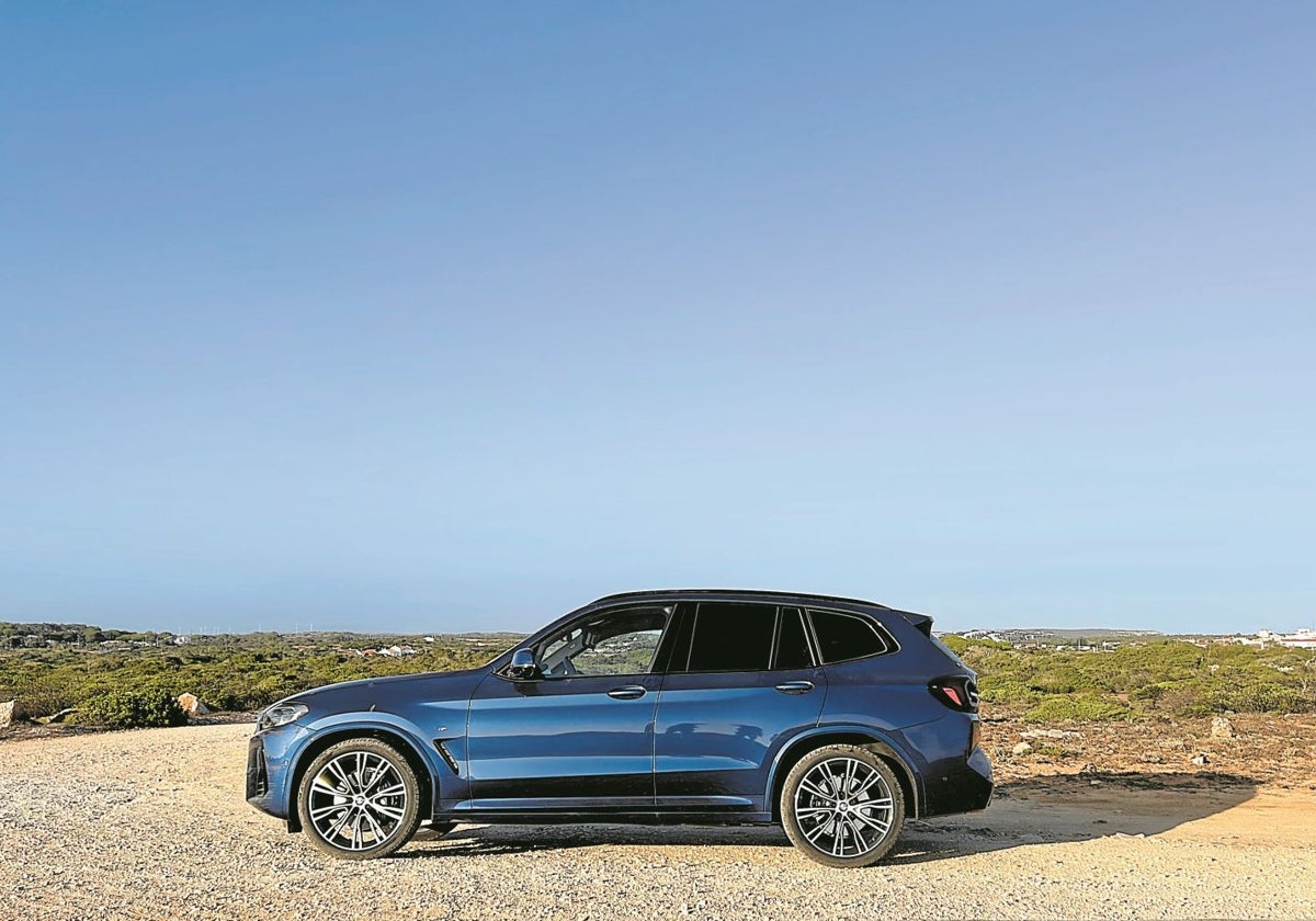 BMW X3 20 xDrive en el trayecto hacia Praia Belinche