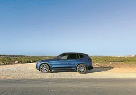 BMW X3 20 xDrive en el trayecto hacia Praia Belinche