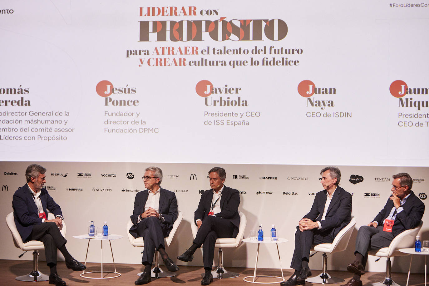 Tomás Pereda moderó la mesa sobre cómo el propósito puede atraer y fidelizar el talento del futuro, en la que partiparon Jesús Ponce, presidente de Novartis España; Javier Urbiola, presidente y CEO de ISS España; Juan Naya, CEO de ISDIN y Jaume Miquel, presidente y CEO de Tendam.