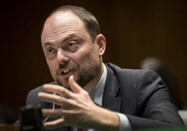 Vladimir Kara-Murza testifica en una audiencia en el Capitolio, en 2018.