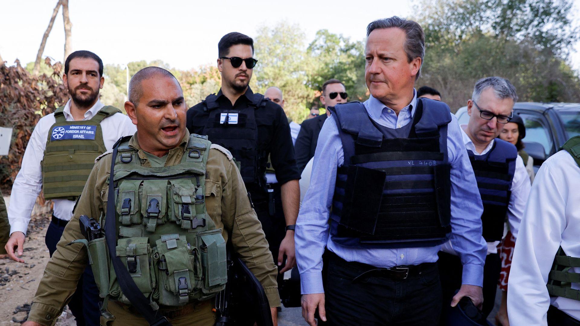 Cameron, Starmer hükümetine iki İsrailli bakana yaptırım uygulaması için baskı yaptı