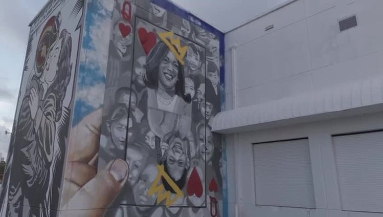 Kamala Harris, reina de corazones