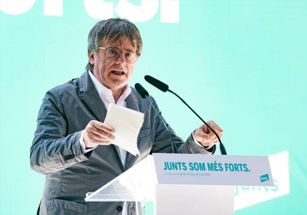 Carles Puigdemont en un acto de Junts