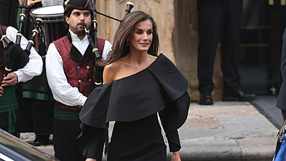 Letizia lo apuesta todo al negro