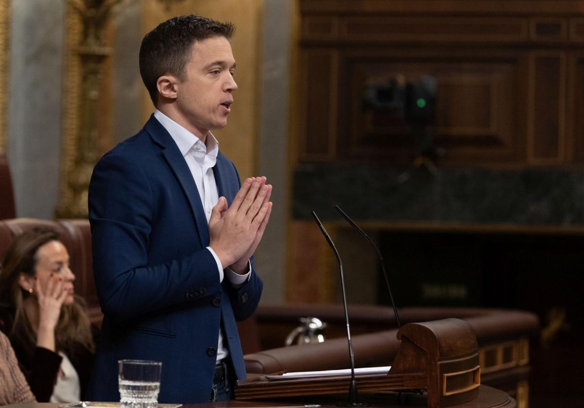 Iñigo Errejón, interviene durante un pleno en el Congreso de los Diputados