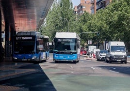 Autobuses de la Empresa Municipal de Transporte (EMT) en Madrid.