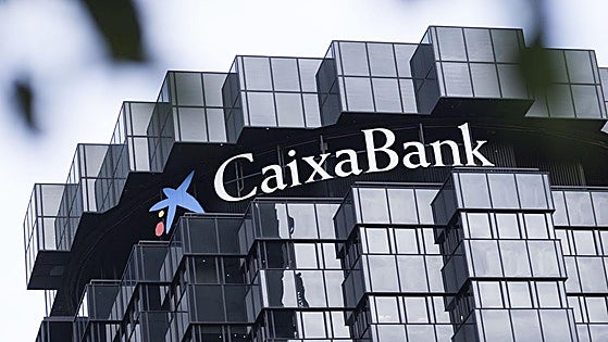 El tándem Goirigolzarri-Gortázar culmina rozando récord de beneficio y máximos en Bolsa