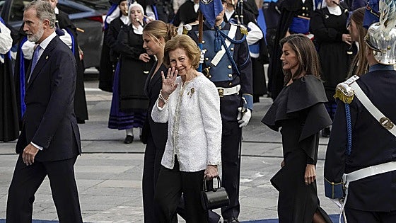 La reina Sofía celebra sus 86 años feliz y arropada por sus hijos, nietos y amistades