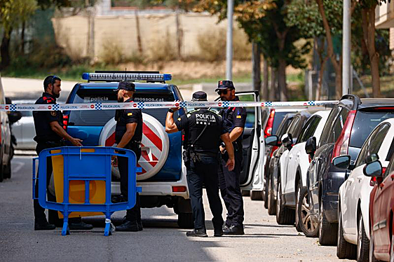 Detenido un joven y se busca a otro por violar a una mujer sin techo en Girona