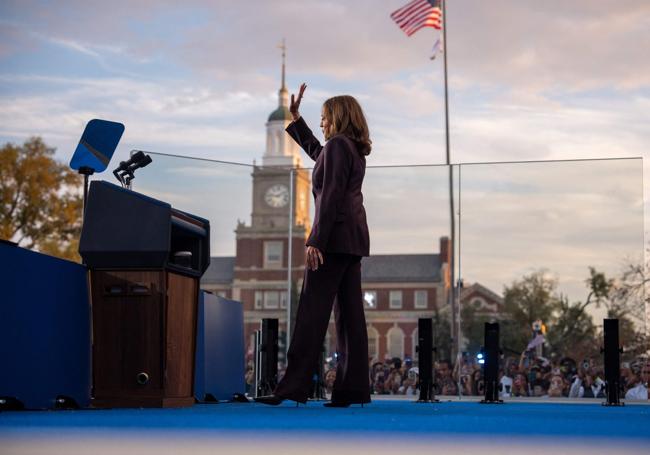 Kamala Harris, durante su discurso en la Universidad Howard este miércoles, asumió la derrota electoral y aseguró que la Administración Biden participaría en un «traspaso de poder pacífico».