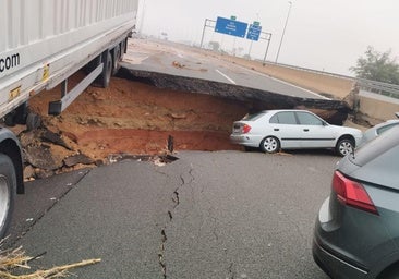 Casi 1.000 trabajadores y más de 300 máquinas para reconstruir las infraestructuras arrasadas