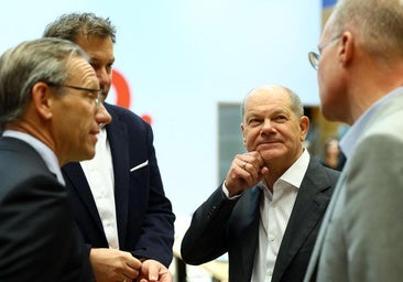 La CDU amenaza con bloquear el Bundestag alemán si Scholz no adelanta la moción de confianza