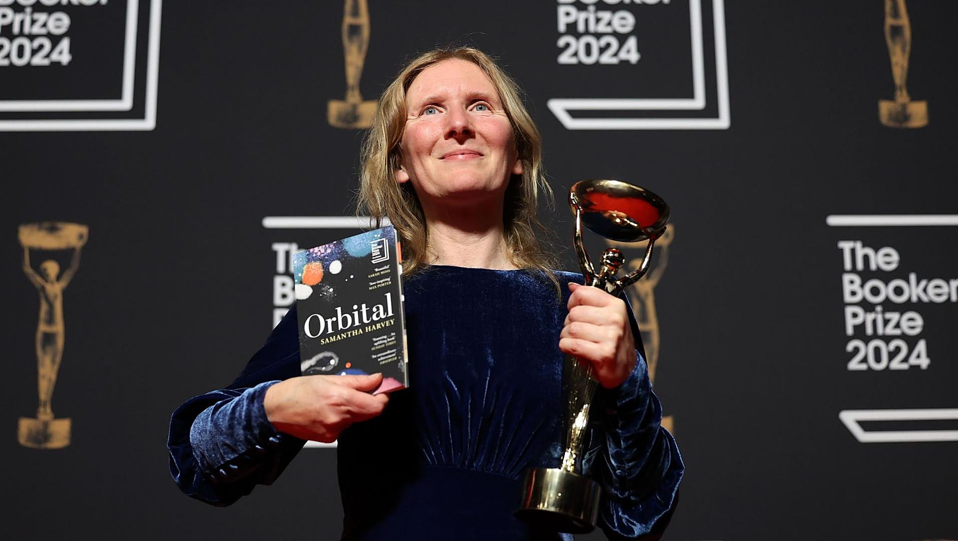 İngiliz romancı Samantha Harvey 'Orbital' ile Booker Ödülü'nü kazandı