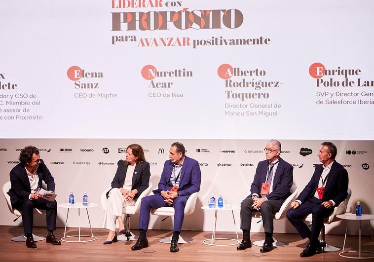 Mesa del foro Líderes con propósito