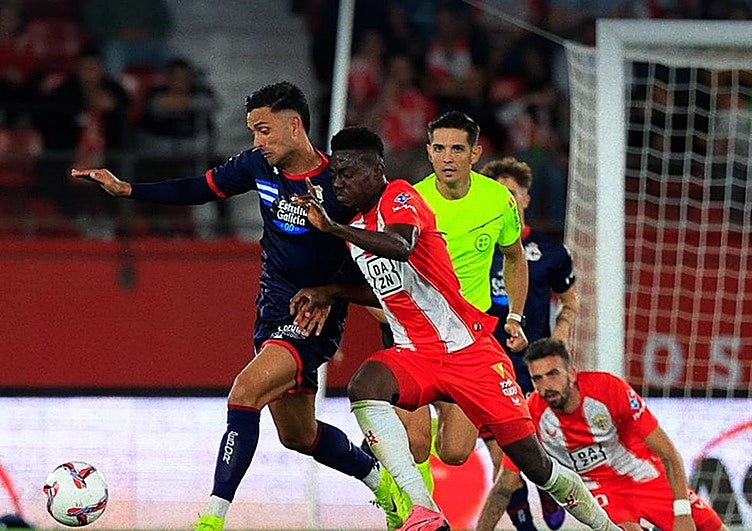 El Almería no falla en su campo frente al Deportivo