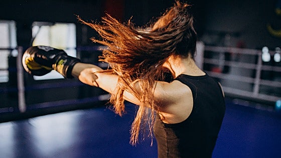 Aquí tienes todo el material que necesitas para practicar air boxing o Body Combat