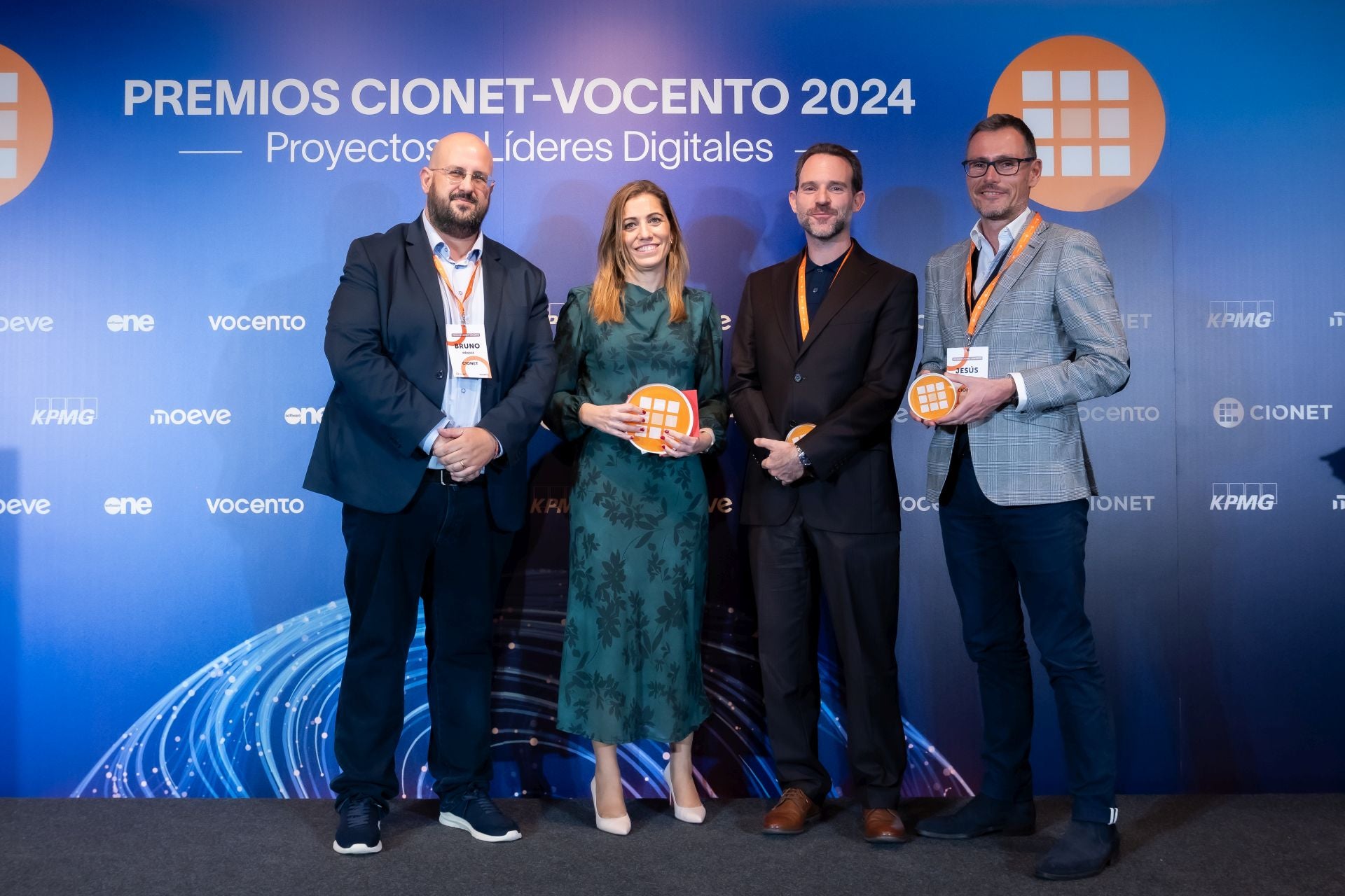 Finalistas y premiados de la cuarta edición de los Premios CIONET Vocento.