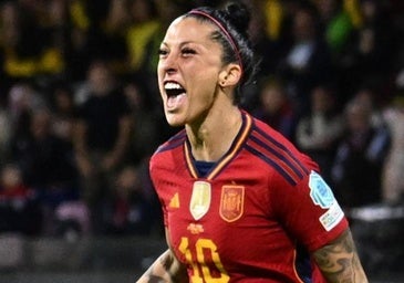 Jenni Hermoso lidera el último lío de la España femenina de Montse Tomé